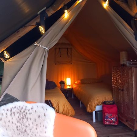 Safari Lodge 'Linge-Zicht' Tiel Kültér fotó